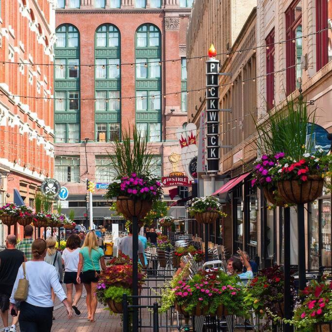 629 Lofts 802 - A Kcm Property クリーブランド エクステリア 写真